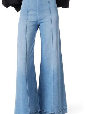 High-Rise Light Blue Wide Leg Jeans with Front Seams